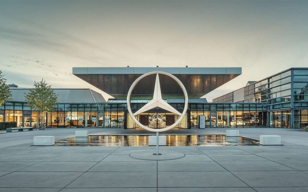 Mercedes-Benz бежит из Европы в Китай