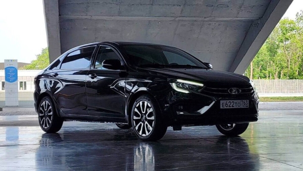 Силуанову понравилась Lada Aura, переданная Минфину