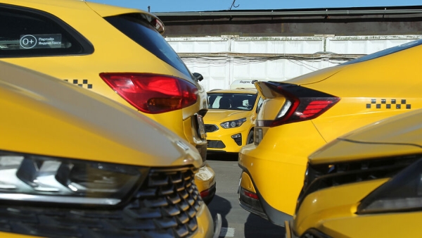 Назван ресурс двигателей китайских автомобилей в такси