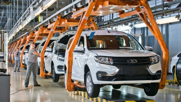 Россиянам назвали четыре надежных автомобиля, которые можно купить за 800 тысяч рублей