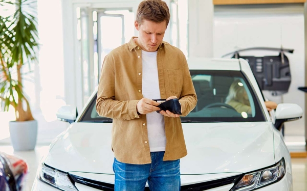 Россияне массово отказываются от покупки автомобилей — почему упал рынок?