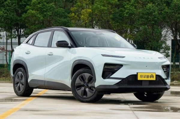 Chery начала продажи в Китае обновленного кроссовера eQ7