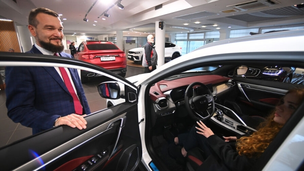 Продажи подержанных автомобилей в Москве выросли на треть