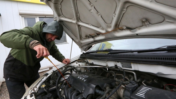 Россиянам рассказали, почему опасно покупать старые авто с маленьким пробегом