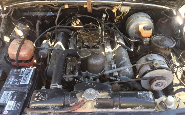 В России продают редкую секретную Волгу КГБ с V8 и автоматом