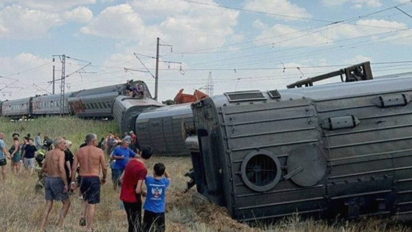 Водитель «КамАЗа» мог специально врезаться в поезд под Волгоградом