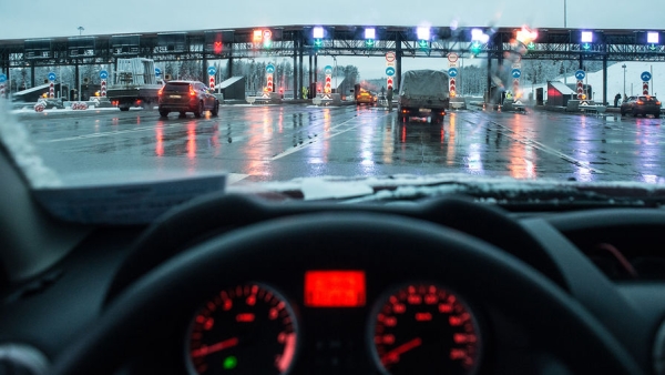 Генпрокуратура занялась «Автодором» из-за жалоб на грязные туалеты и отсутствие АЗС