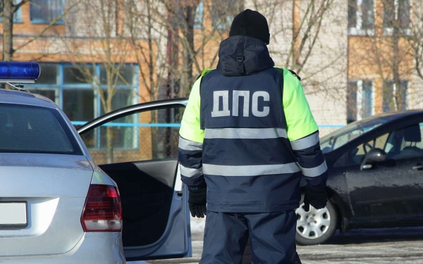 За езду зимой на летних шинах накажет ГАИ — называем сумму штрафа