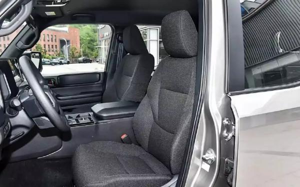 Новый Land Cruiser Prado получит самую «навороченную» версию