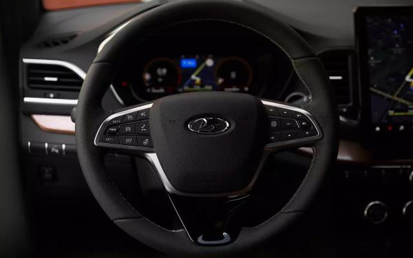 В продажу выходит новая версия Lada Vesta