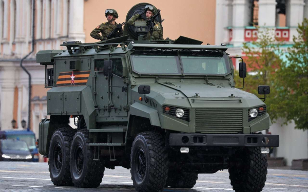 В России появится бронемобиль Ахмат с мощным мотором