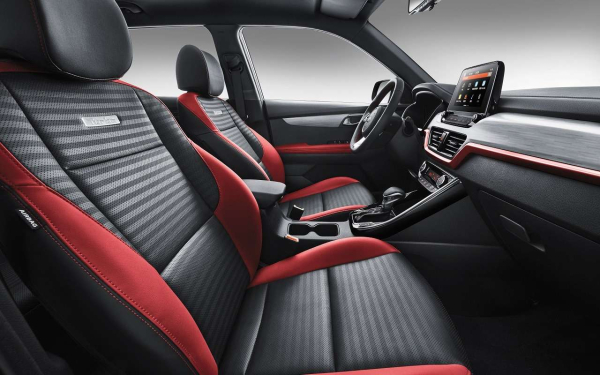 В Россию привезли необычную и хорошо оснащенную версию Kia Sportage: известна цена