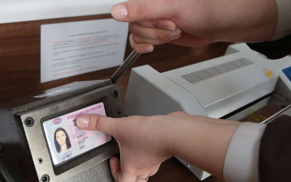 В Китай на машине — с российскими правами? Первая информация!