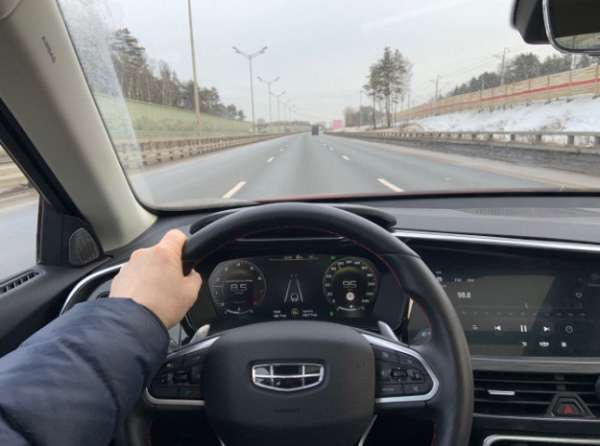 Какие новые правила ожидают автомобилистов в мае 2025 года?