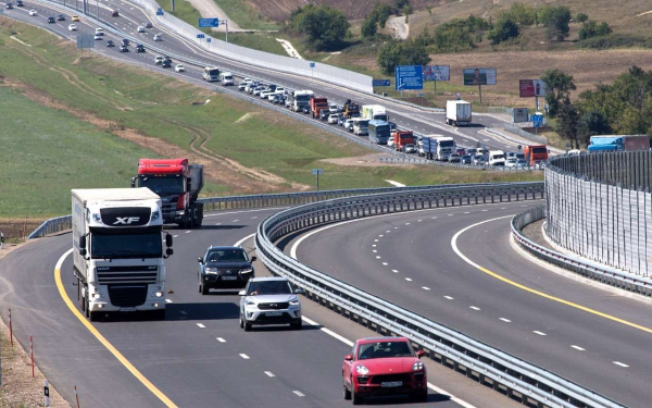 Новая четырехполосная автодорога появилась в Крыму